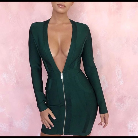 House of CB Dresses & Skirts - House Of CB The Valeria Dress Green L V-Neck